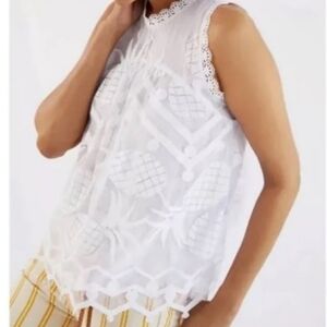Maeve by Anthropologie sz 2 beautiful lace overlay
